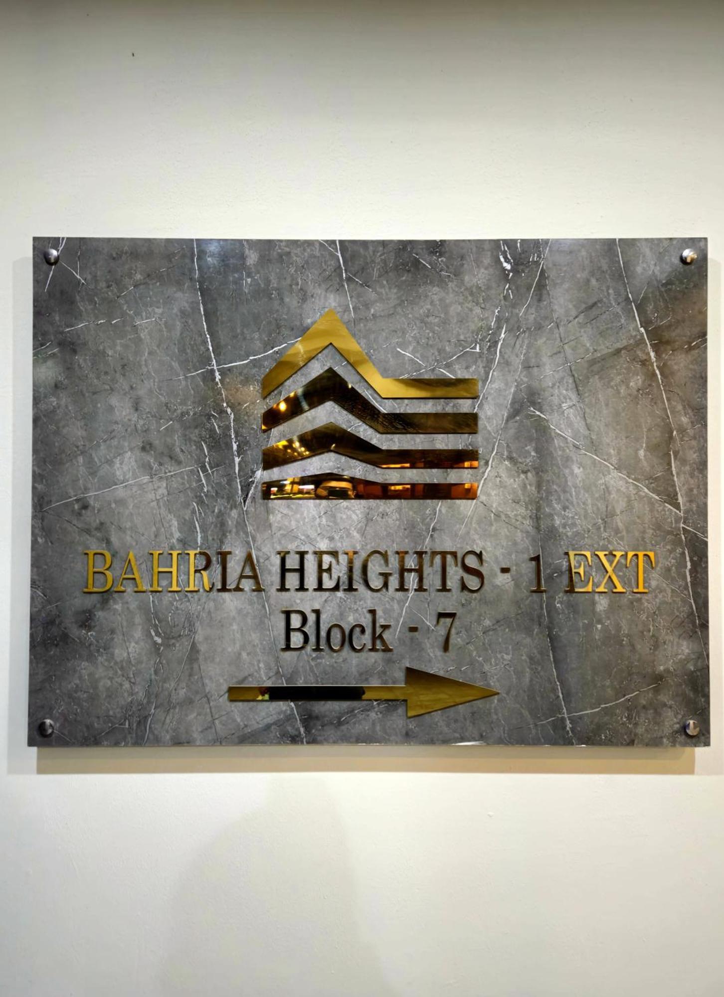 Aesthetic Scenic Luxurious Apartment - Bahria Heights راوالبيندي المظهر الخارجي الصورة