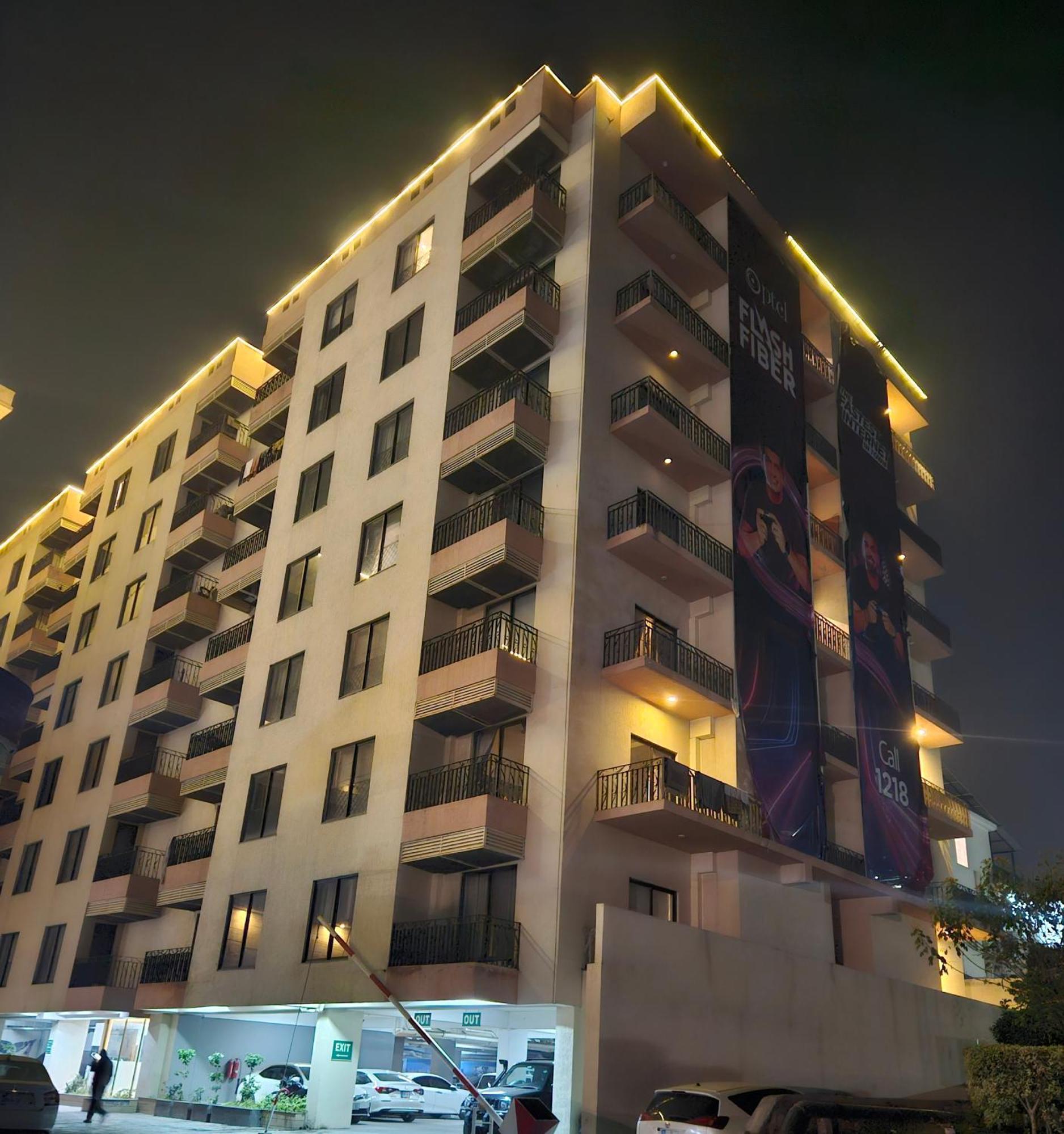 Aesthetic Scenic Luxurious Apartment - Bahria Heights راوالبيندي المظهر الخارجي الصورة