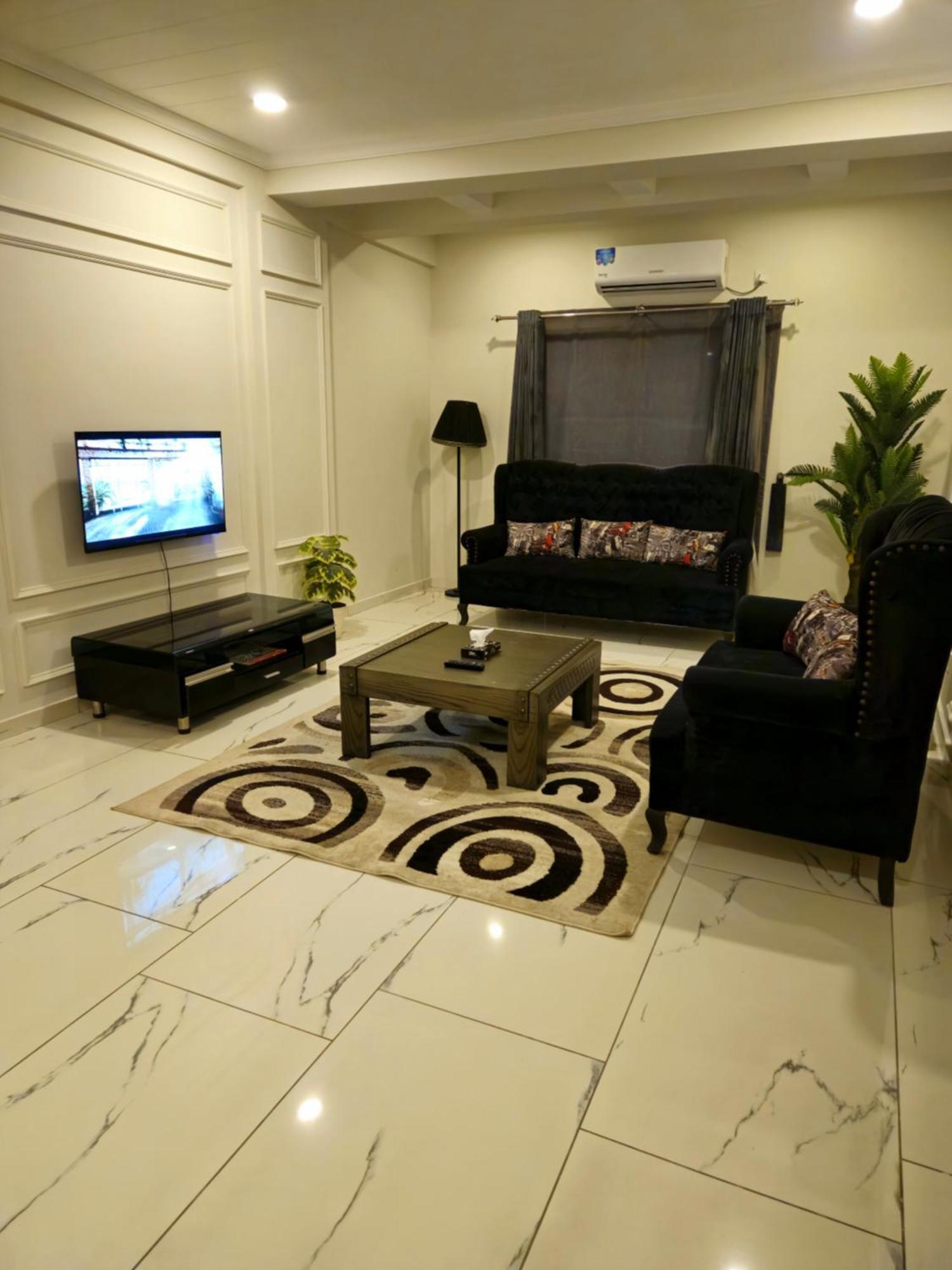 Aesthetic Scenic Luxurious Apartment - Bahria Heights راوالبيندي المظهر الخارجي الصورة