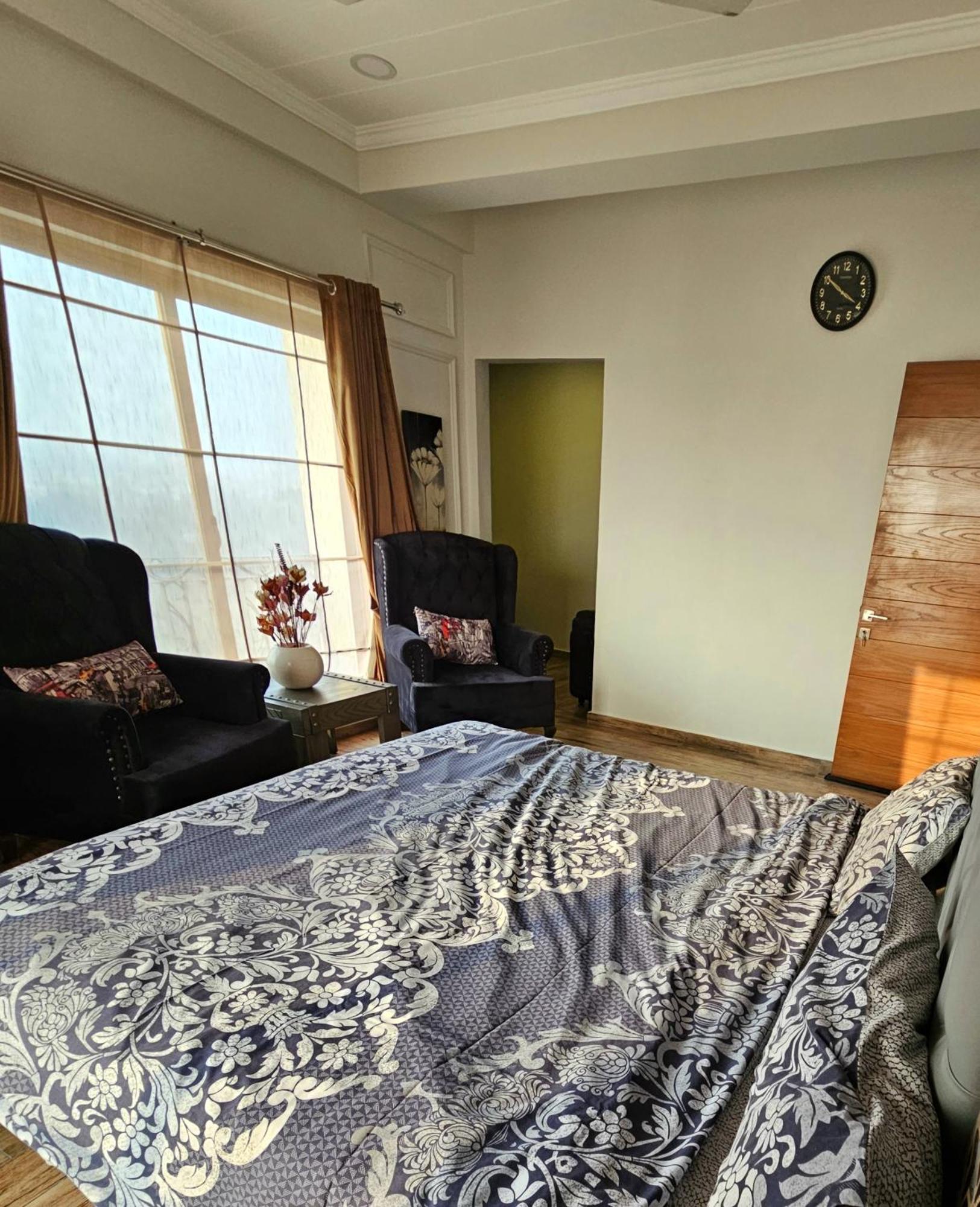 Aesthetic Scenic Luxurious Apartment - Bahria Heights راوالبيندي المظهر الخارجي الصورة